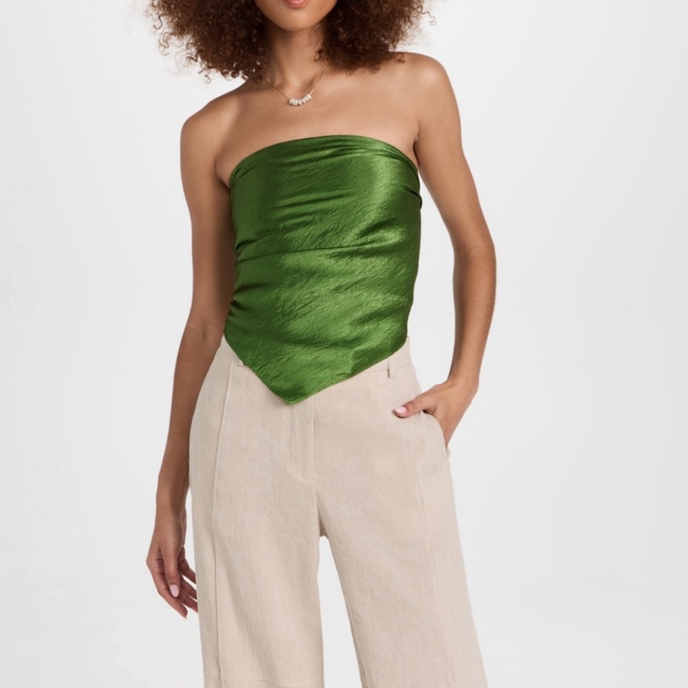 NWT Enza costa textured scarf top